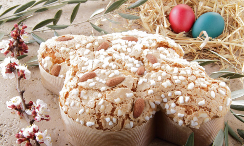 Which wines go well with colomba (typical italian Easter cake)? Let's find out together.